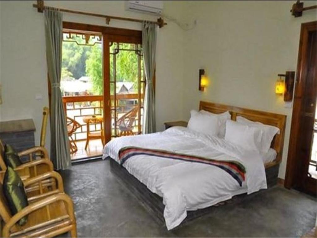 Yangshuo Phoenix Pagoda Fonglou Retreat ภายนอก รูปภาพ